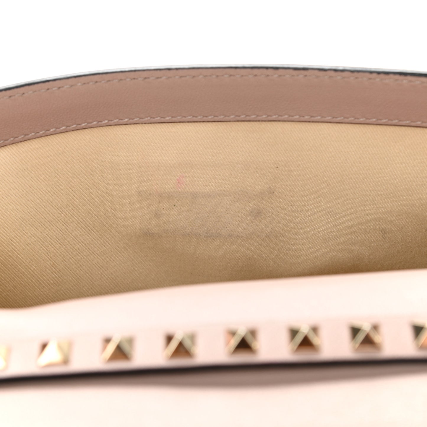 Vitello Medium Rockstud Flip Lock Crossbody Bag Poudre