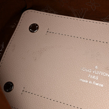 Louis Vuitton Mahina Hina PM Cream 10 of 10