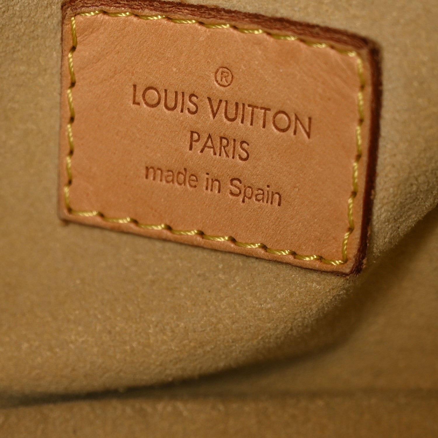 Louis Vuitton Monogram Artsy MM 6 of 7