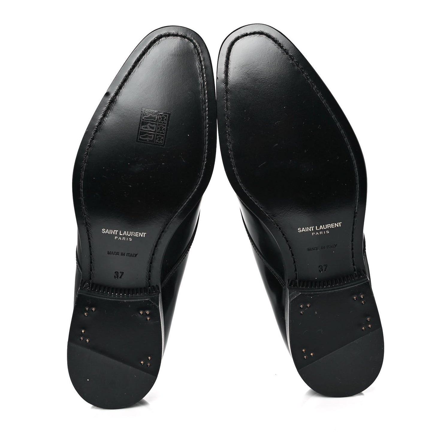 Patent Calfskin Montaigne 25 Uniform 37 Black