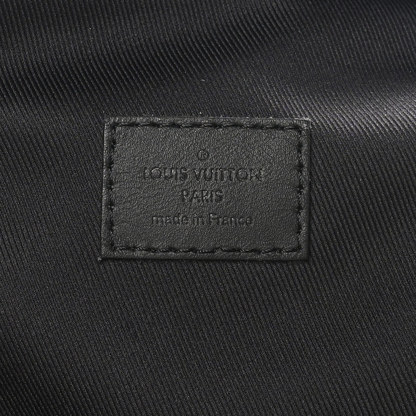 Damier Infini Avenue Sling Bag Onyx