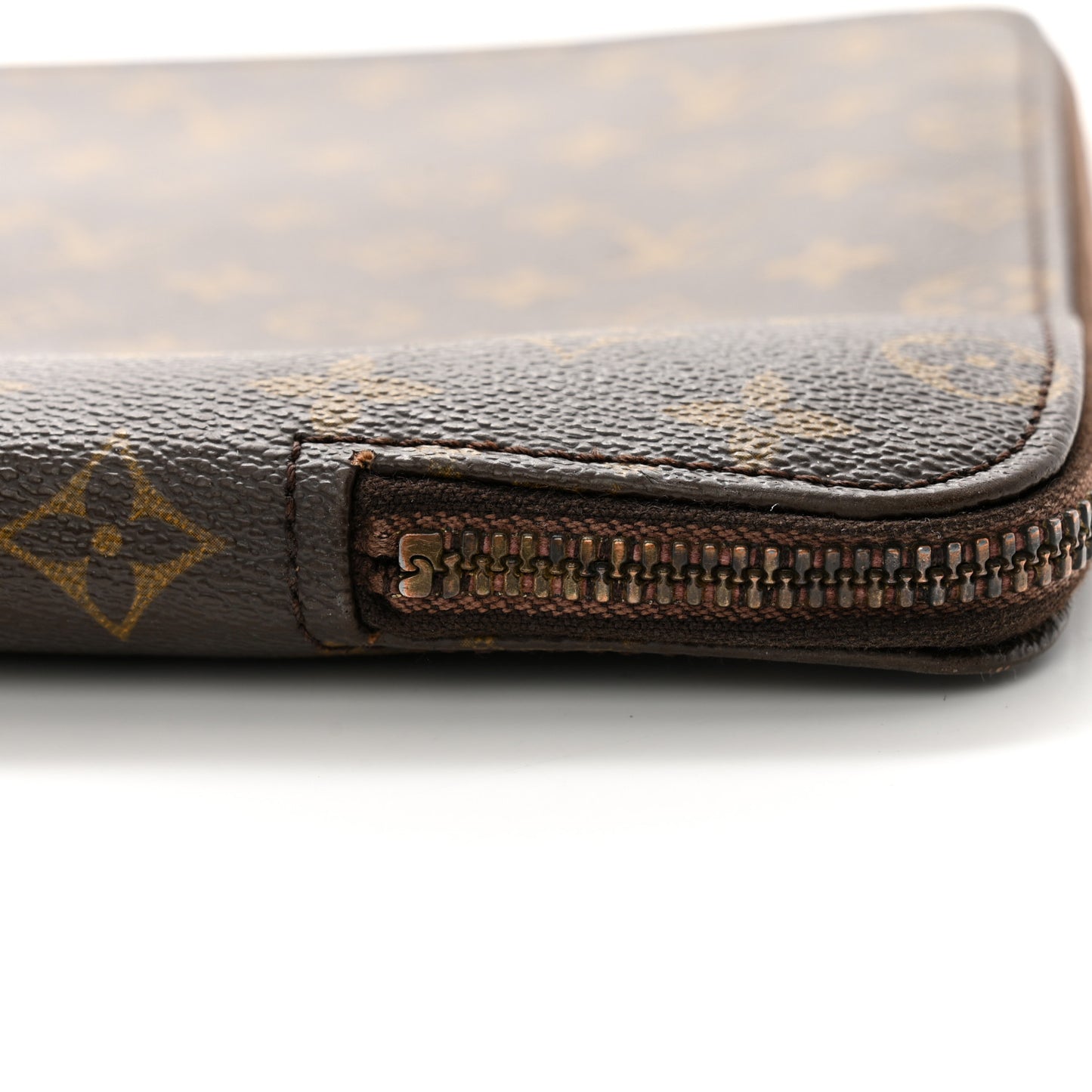 Monogram Poche Documents Portfolio Case 39