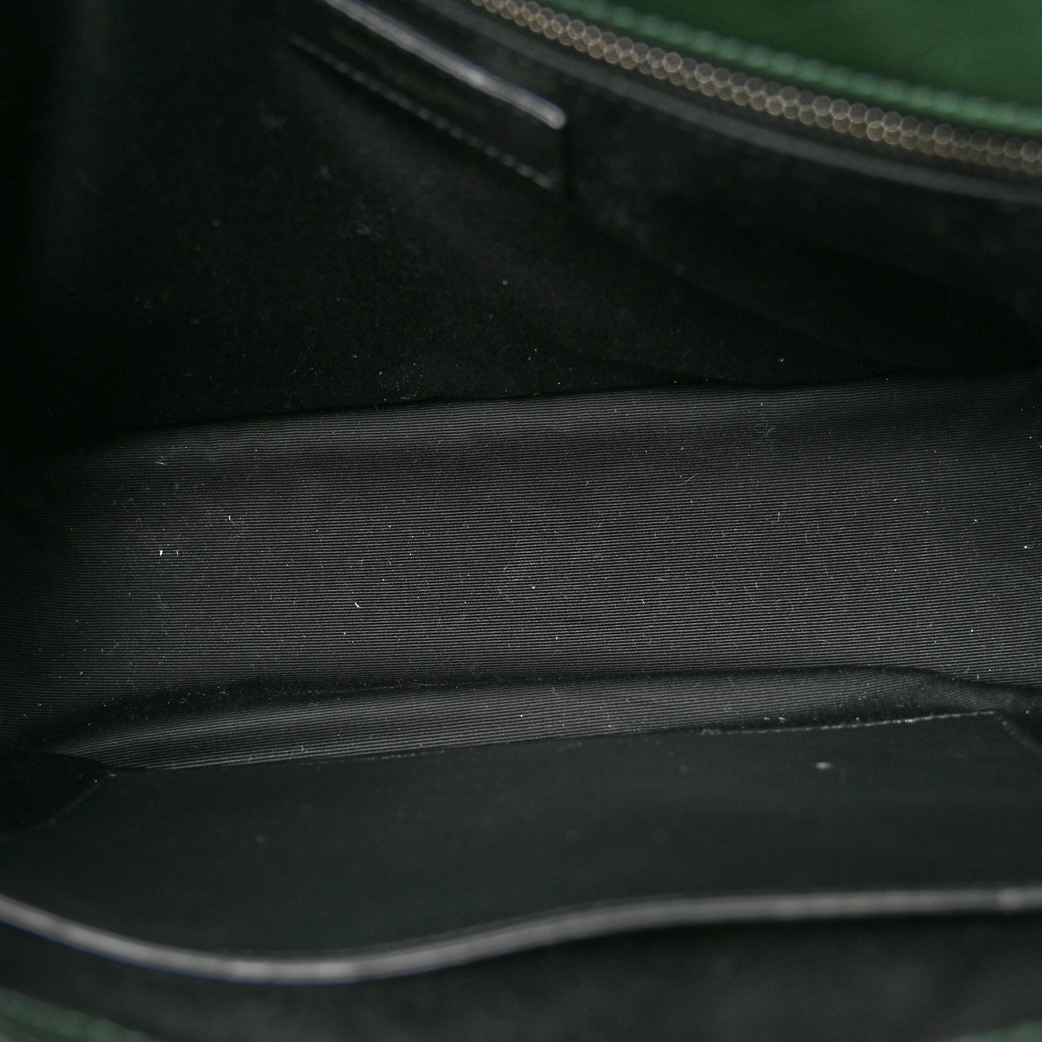 Saint Laurent Crinkled Calfskin Matelasse Monogram Medium Niki Chain Satchel Vert Fonce 5 of 10