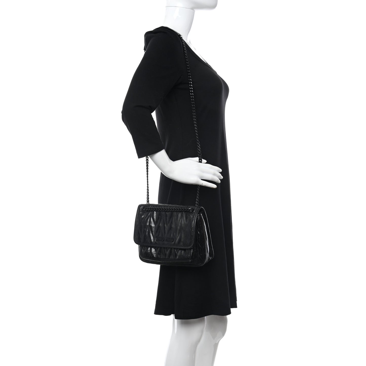 Vitello Shine Trapu Shoulder Bag Black