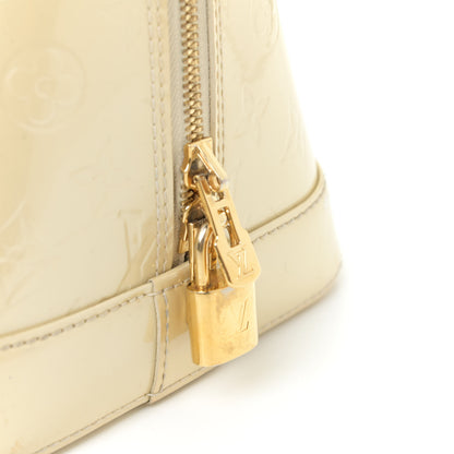Louis Vuitton Vernis Alma GM Blanc Corail 20 of 21