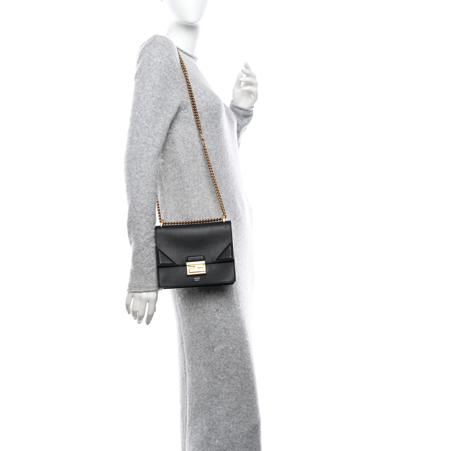 Vitello Grace Matte Small Kan U Shoulder Bag Black