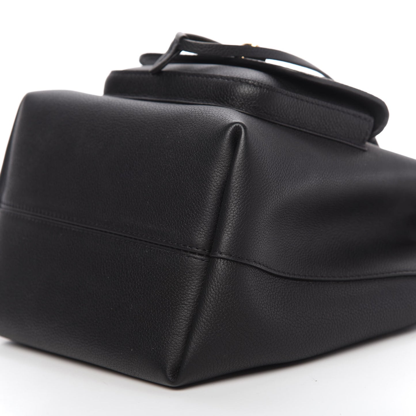 Calfskin Lockme Bucket MM Black