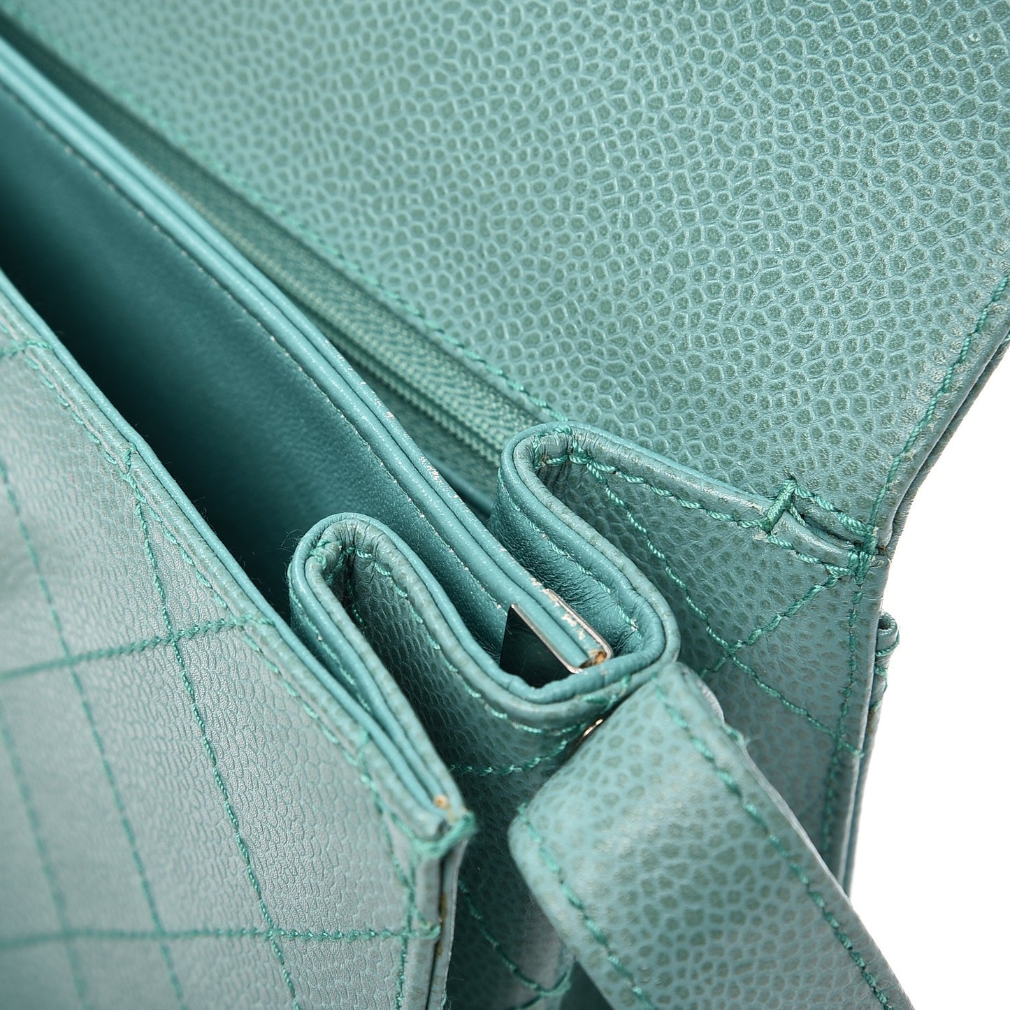 Caviar Flap Shoulder Bag Green