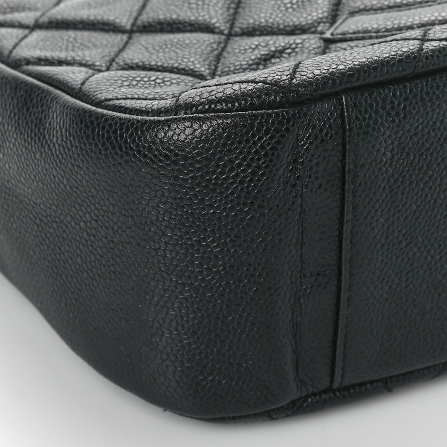 Caviar Quilted Timeless CC Shoulder Bag Black
