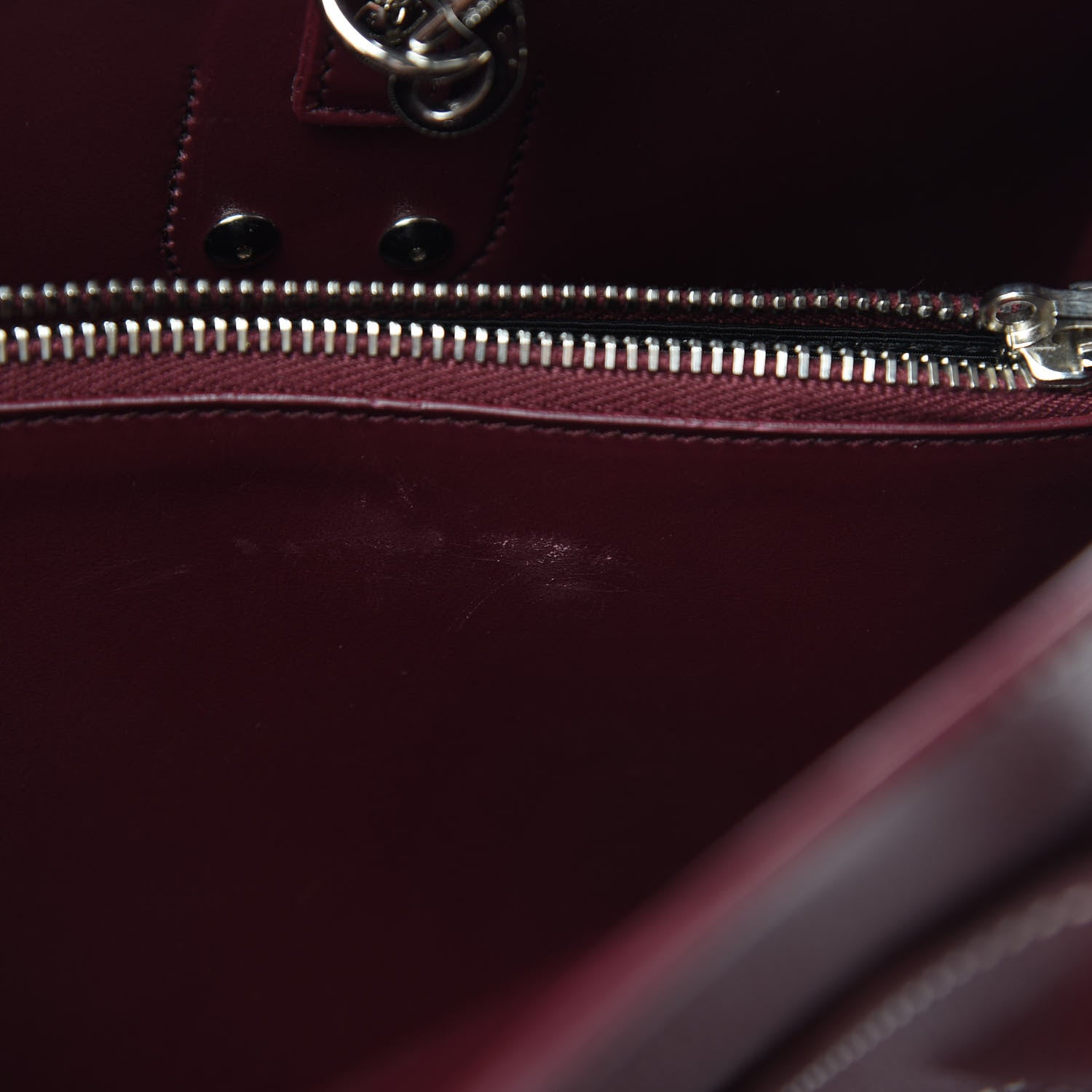 Saint Laurent Grained Calfskin Topstitch Small Classic Sac De Jour Rouge Legion 11 of 12