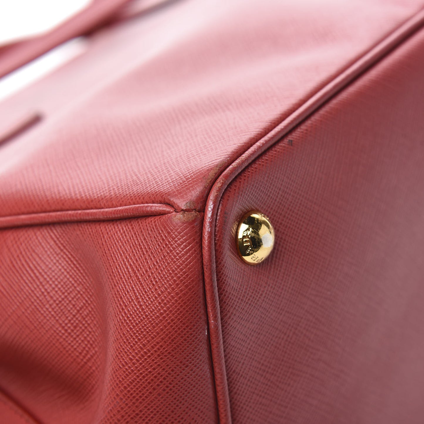Saffiano Medium Galleria Double Zip Tote Fuoco