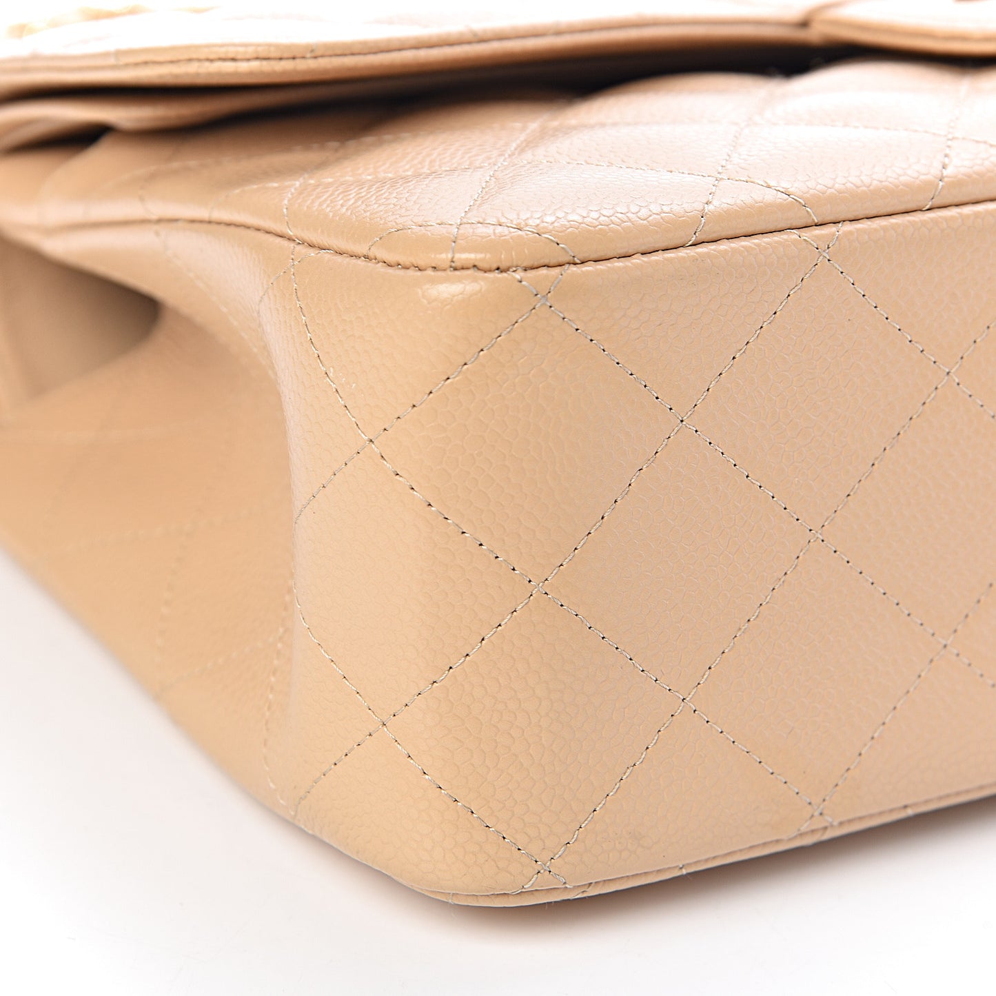 Caviar Quilted Jumbo Double Flap Beige Clair