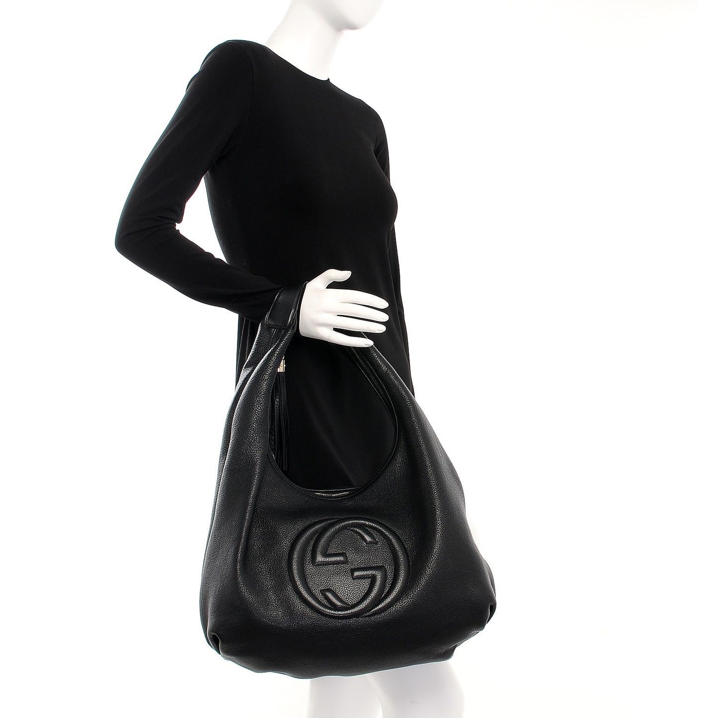 Pebbled Calfskin Large Soho Hobo Black