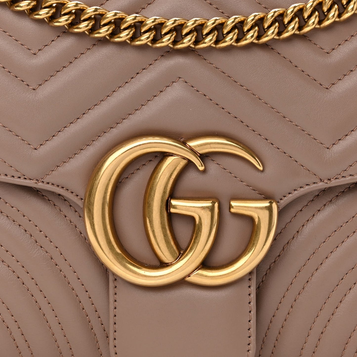 Calfskin Matelasse Medium GG Marmont Shoulder Bag Porcelain Rose