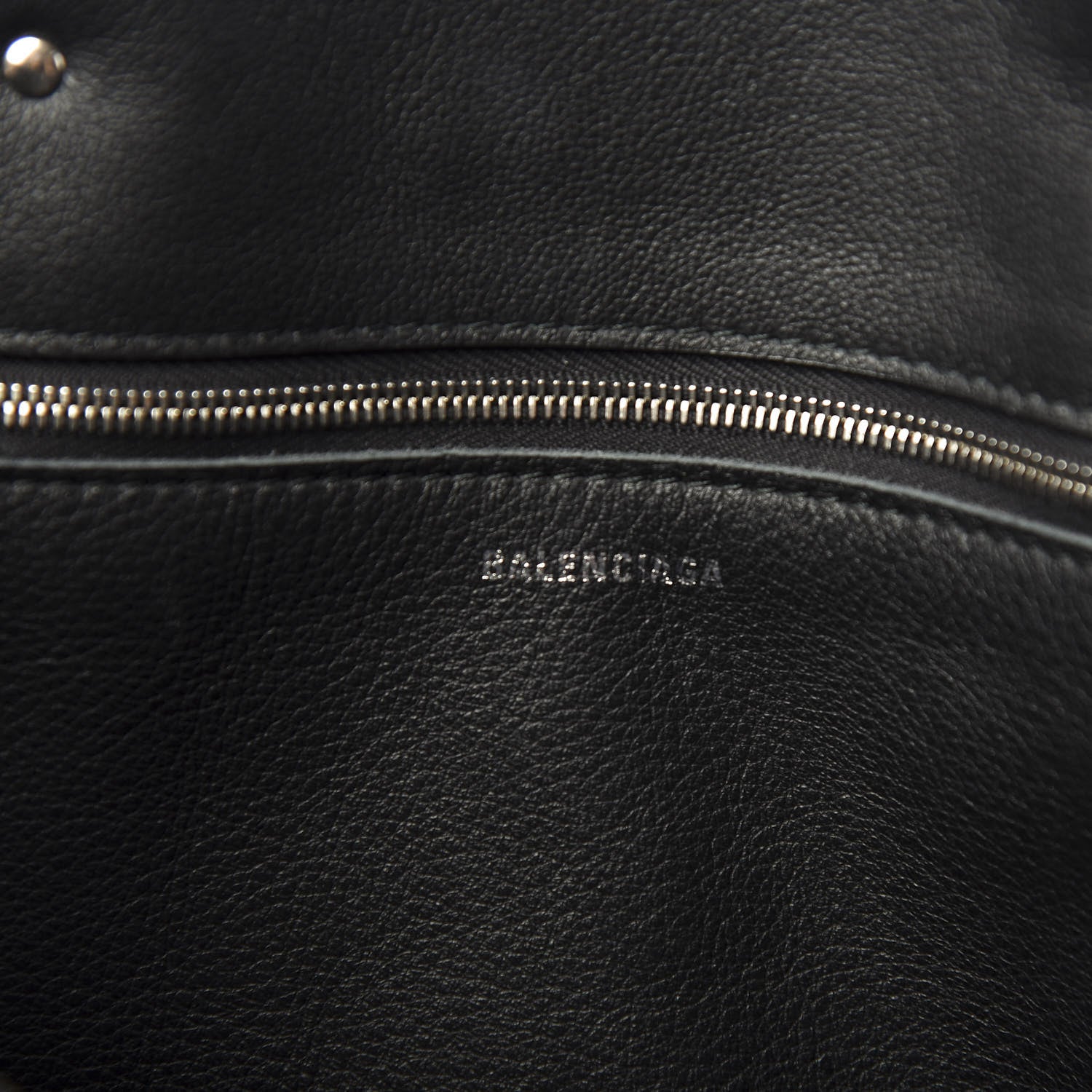 Balenciaga Veau Papier B4 Zip Around Tote Black 8 of 12