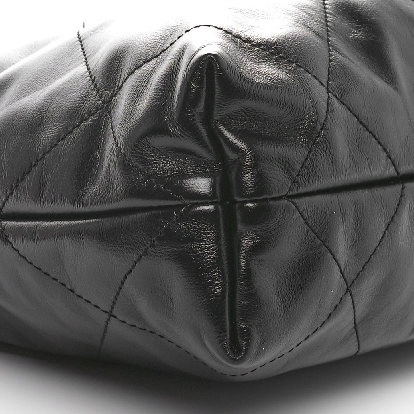 Shiny Calfskin Quilted Small Chanel 22 Black