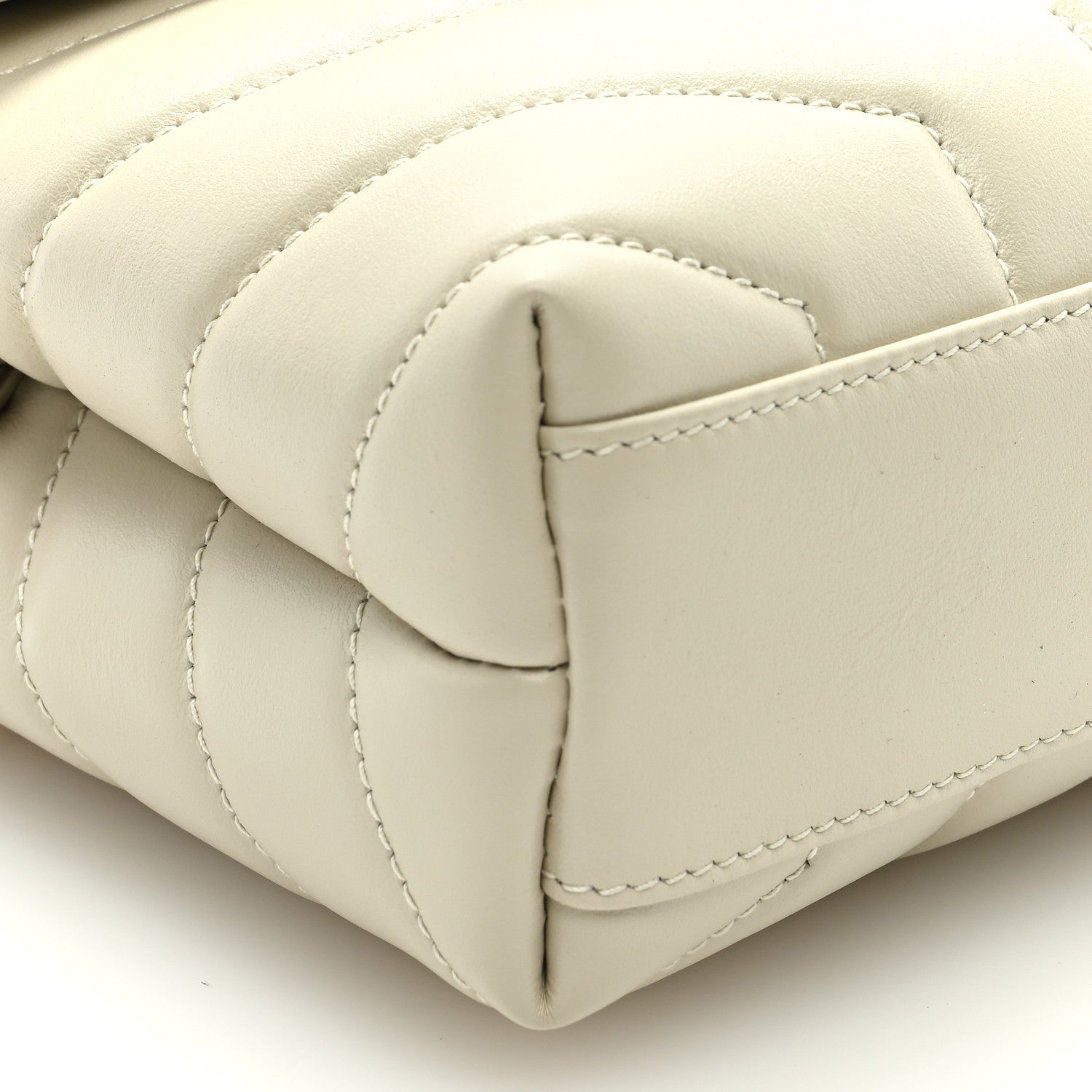 Saint Laurent Calfskin Y Quilted Monogram Toy Loulou Crossbody Bag Blanc Vintage 7 of 8