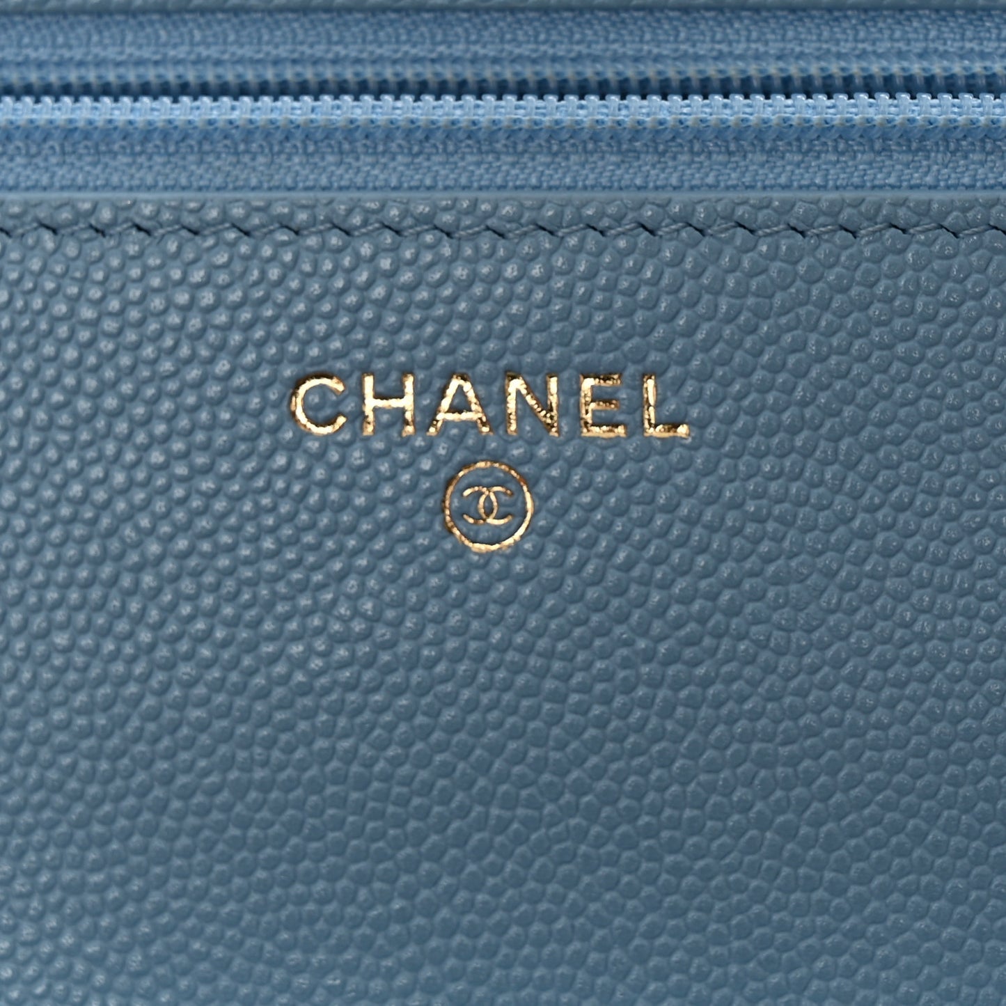 Caviar Quilted Crystal CC Wallet On Chain WOC Light Blue