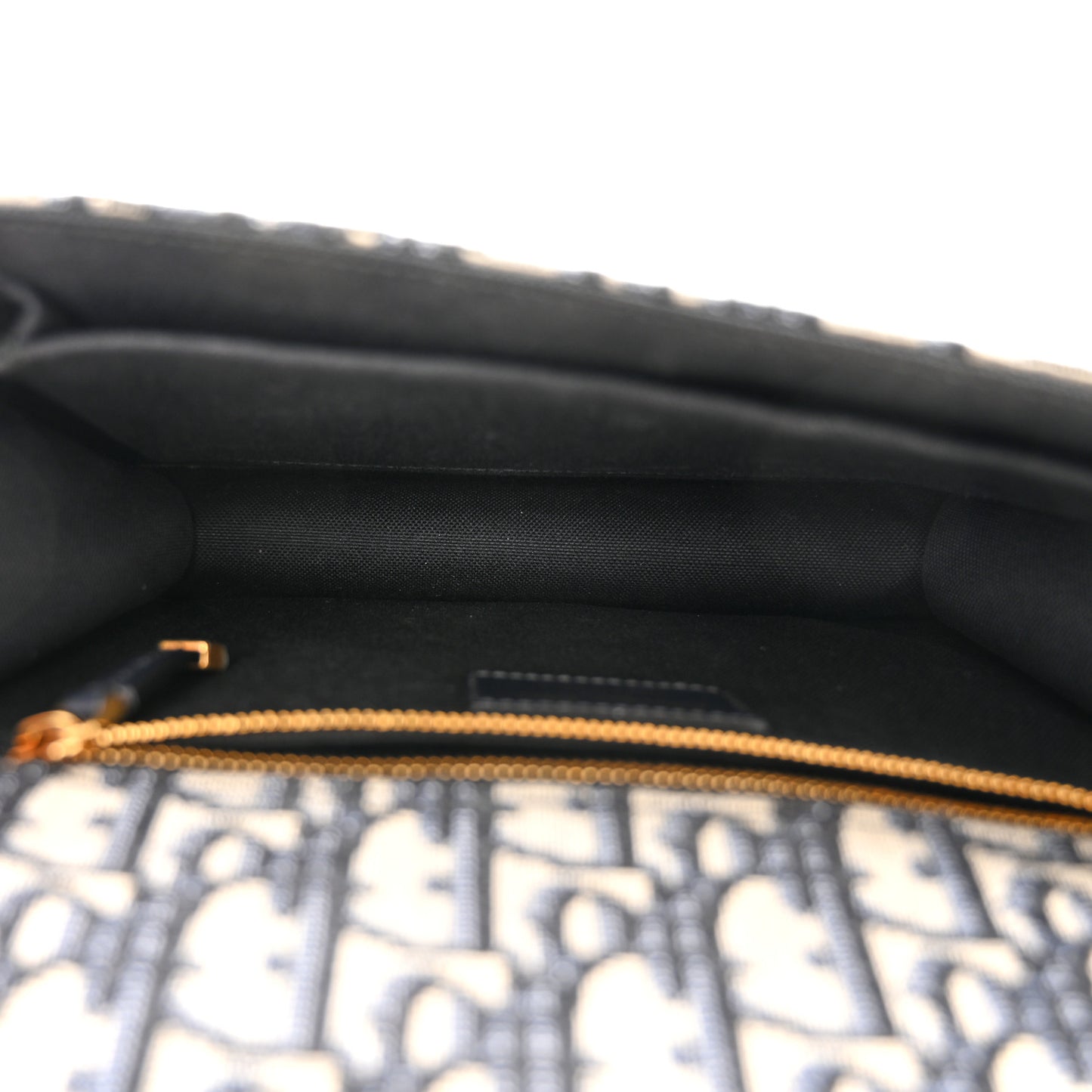 Oblique 30 Montaigne Flap Bag Blue