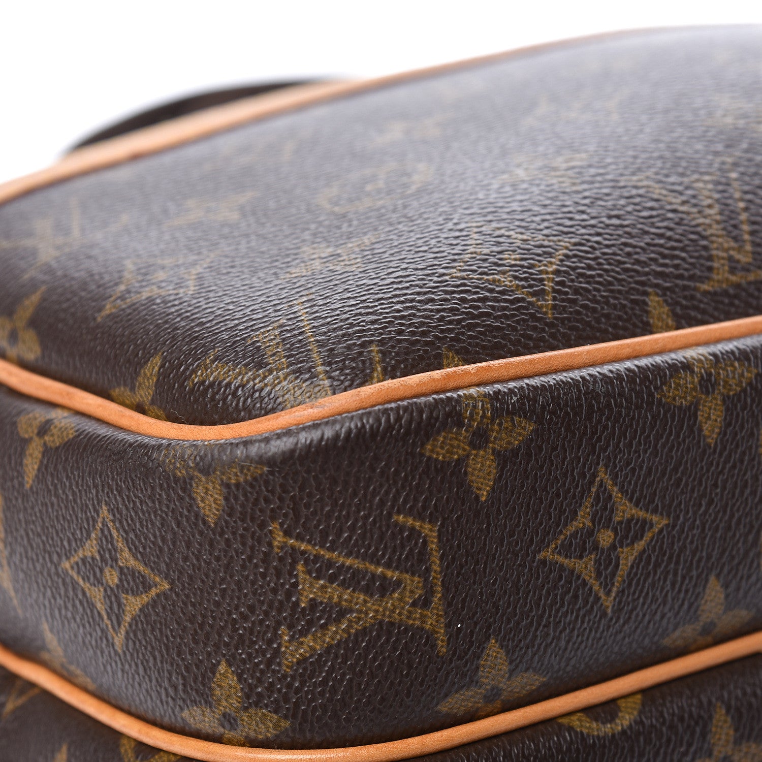 Louis Vuitton Monogram Reporter PM 9 of 16
