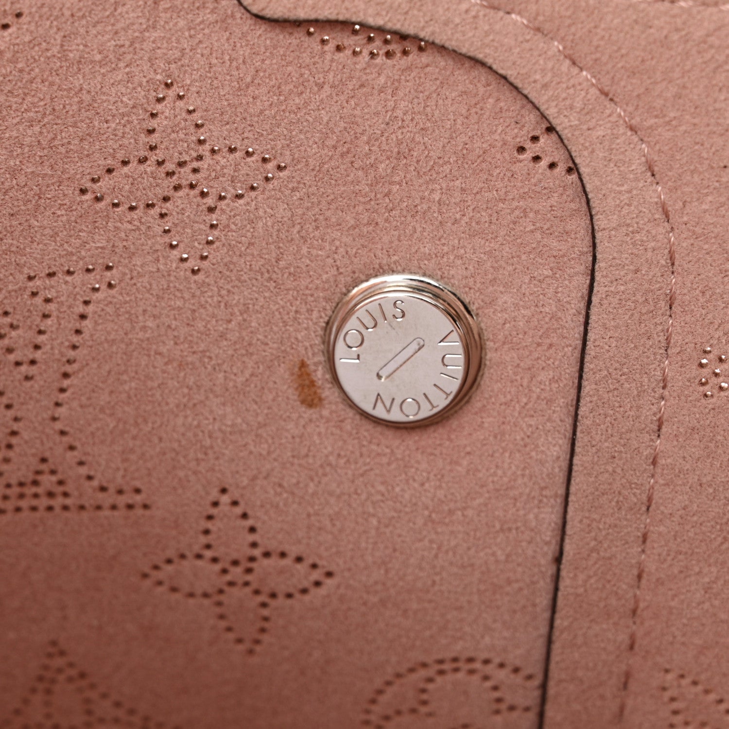 Louis Vuitton Mahina Hina PM Magnolia 11 of 11