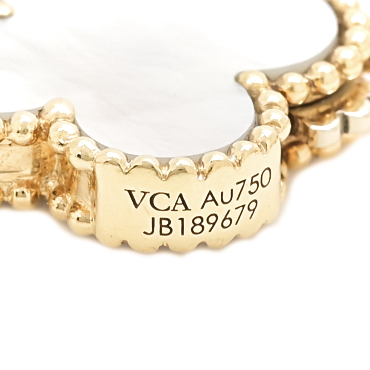 18K Yellow Gold Mother of Pearl 16 Motifs Magic Alhambra Necklace