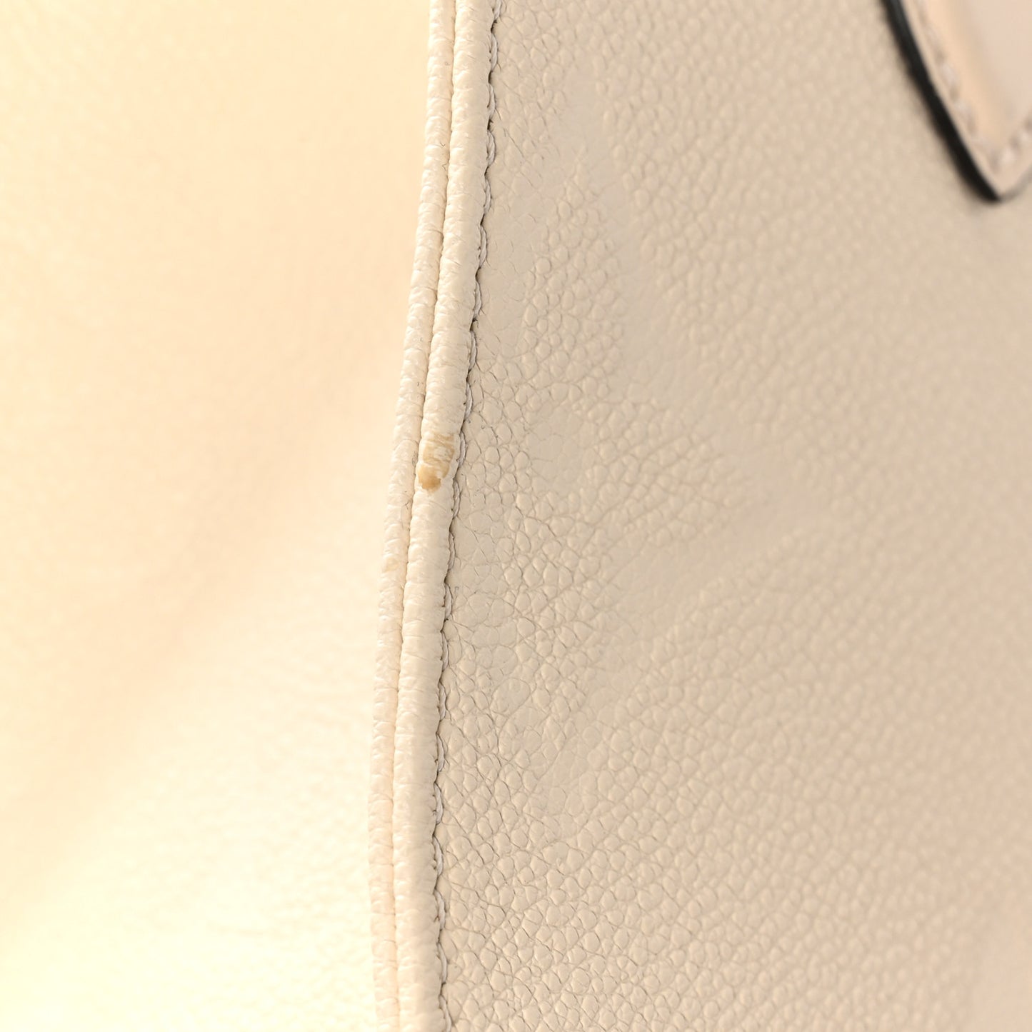 Empreinte Monogram Giant Onthego PM Cream Beige
