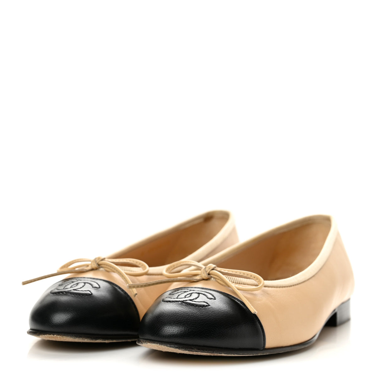 Lambskin Cap Toe CC Ballerina Flats 37 Beige Black
