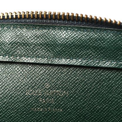 Louis Vuitton Taiga Baikal Pochette Epicea 6 of 7