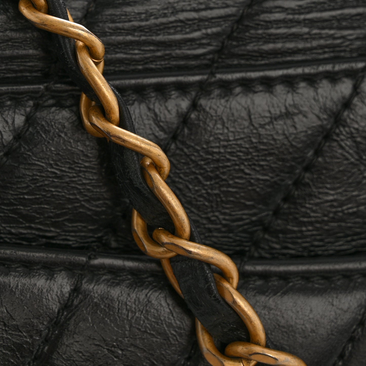 Calfskin Lizard Chevron Quilted Medium Coco Handle Flap Black