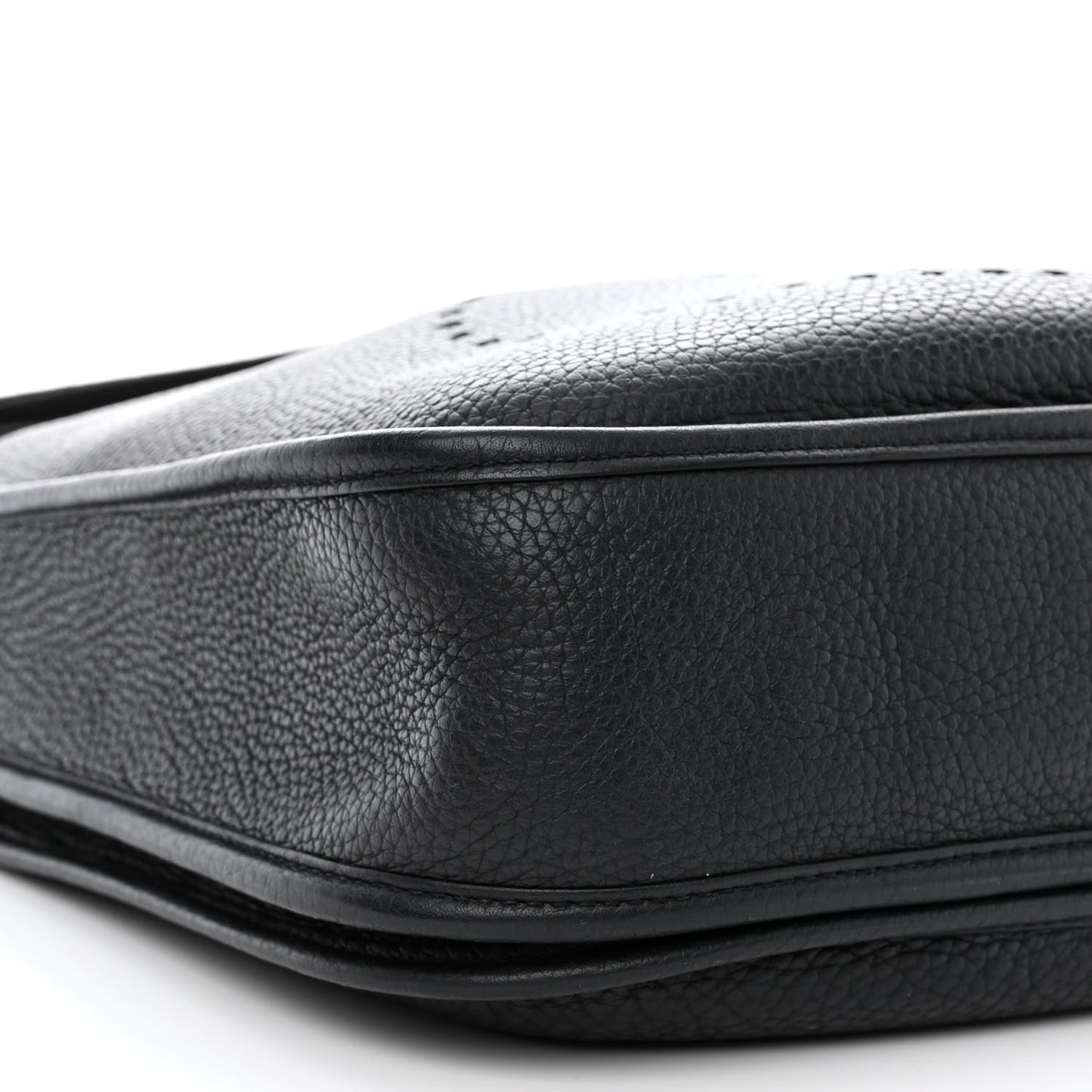 Taurillon Clemence Evelyne III PM Black