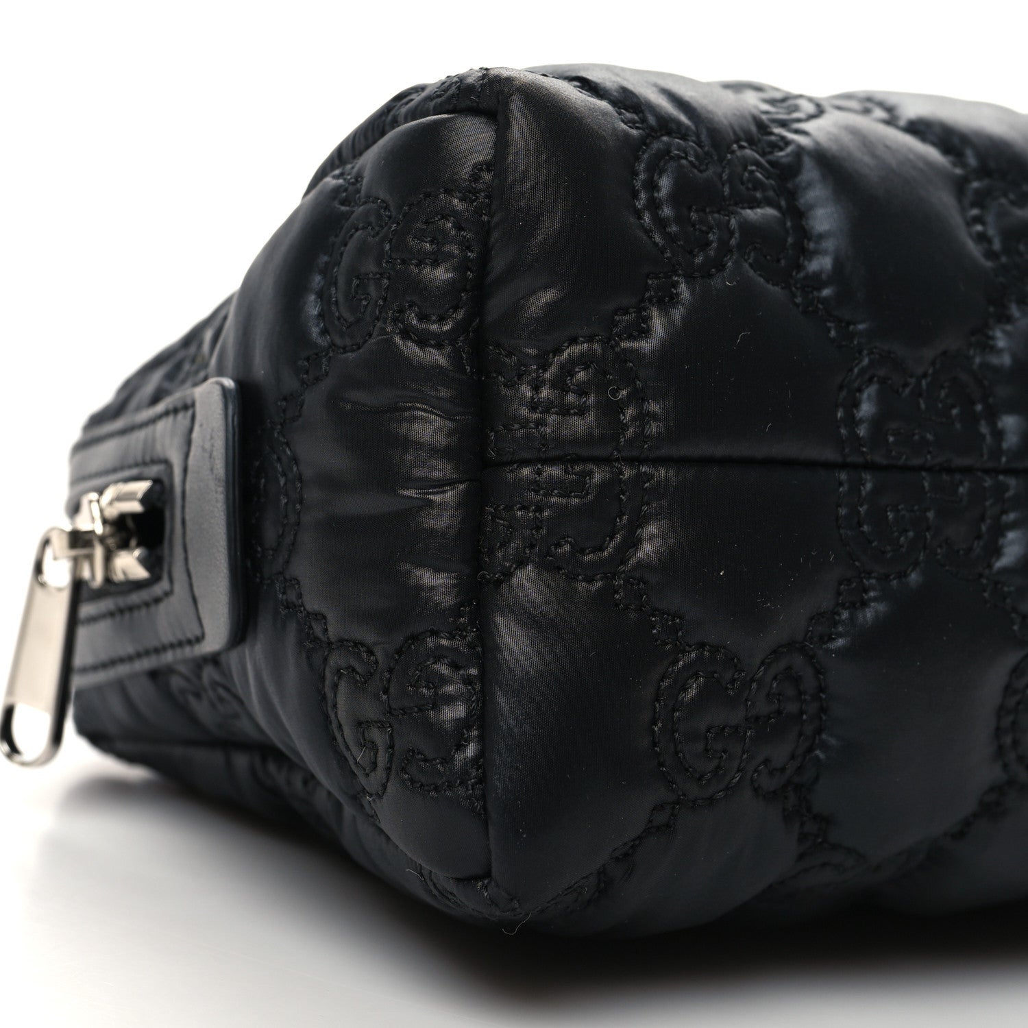 Gucci Nylon Calfskin Enamel GG Matelasse Beauty Case Black 9 of 10