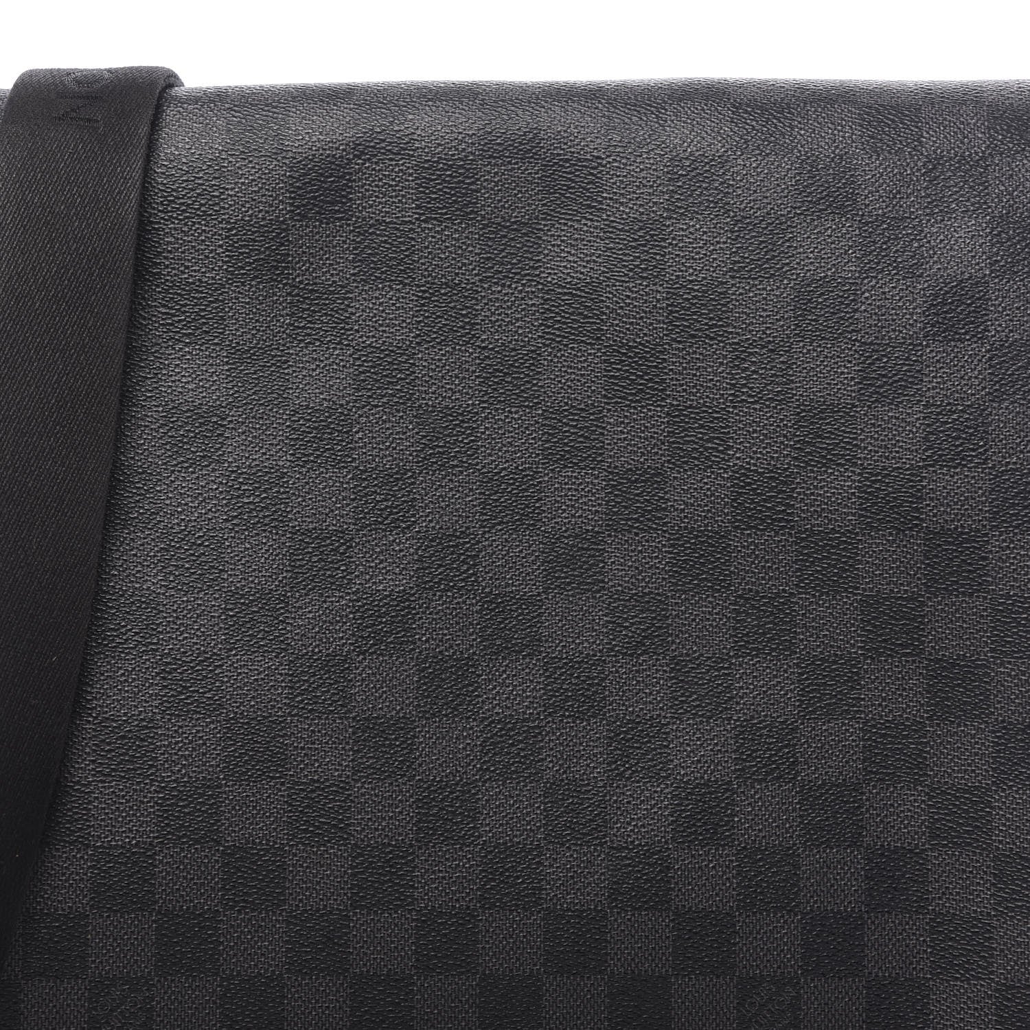 Louis Vuitton Damier Graphite Daniel GM 17 of 20