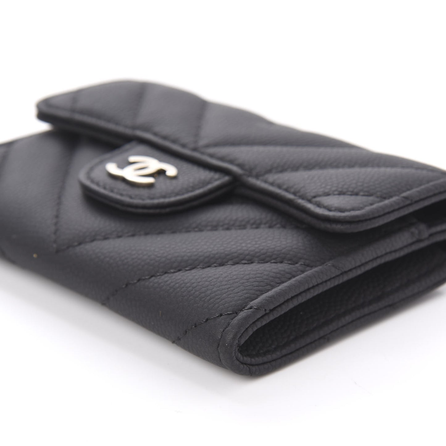 Matte Caviar Chevron Quilted Flap Card Holder Black