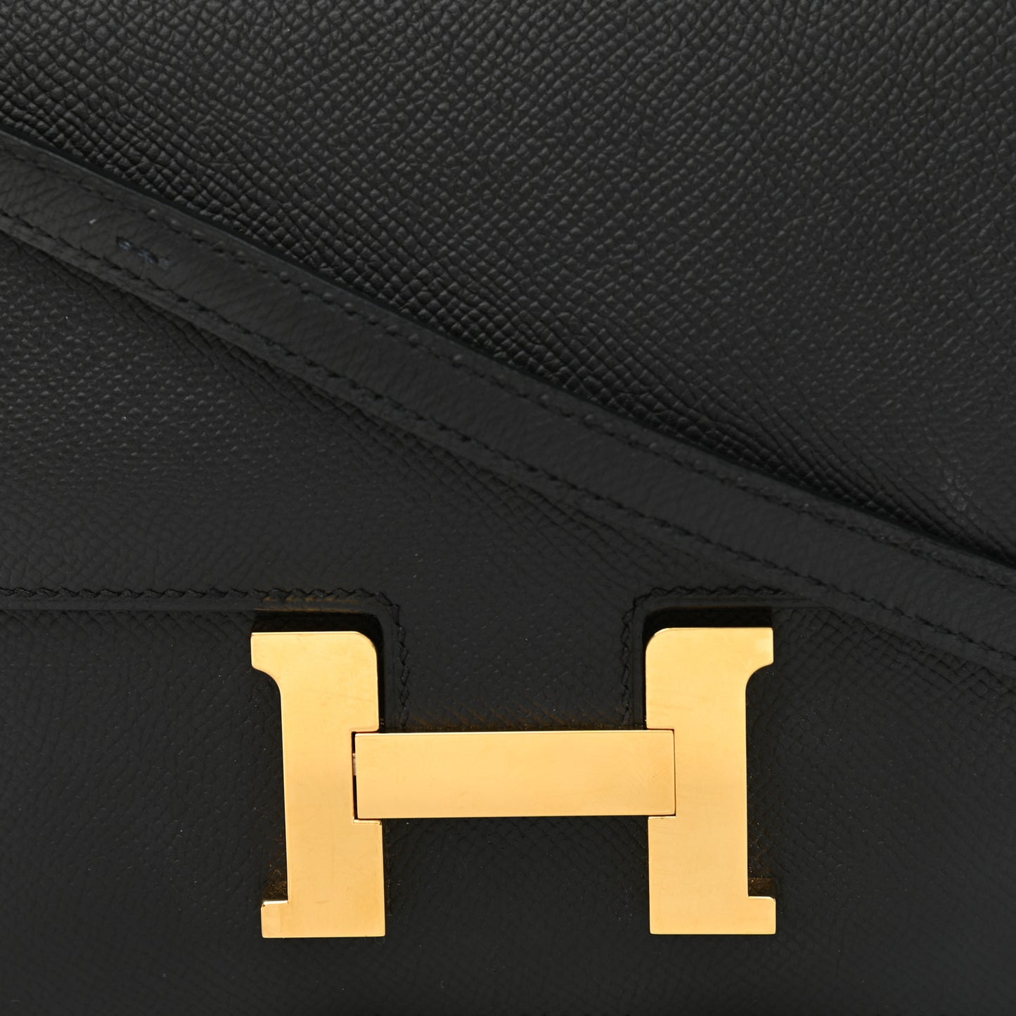 Epsom Constance 18 Black