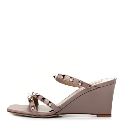 Valentino Garavani Calfskin Rockstud Wedge Slide Sandals 37 Poudre 1 of 4