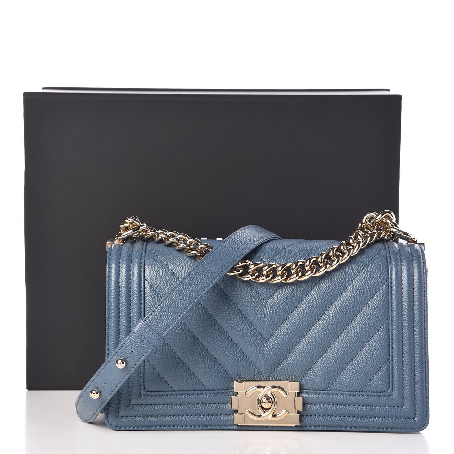 Caviar Chevron Quilted Medium Boy Flap Blue