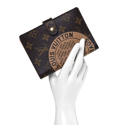 Louis Vuitton Monogram Complice Trunks and Bags Small Ring Agenda Cover Beige 2 of 7