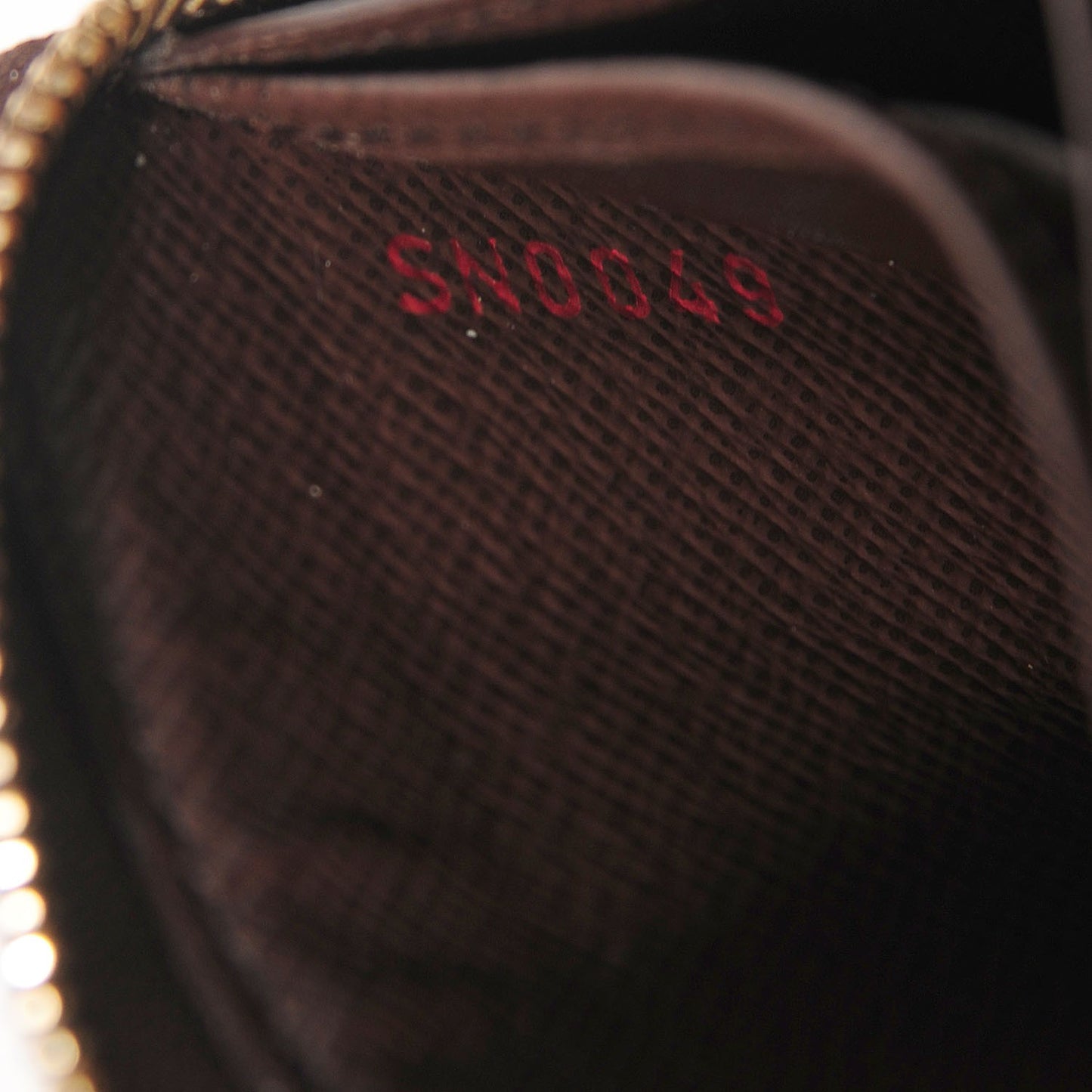 Damier Ebene Zippy Coin Purse