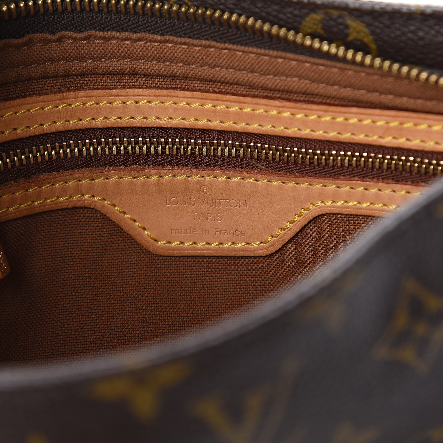 Monogram Trotteur