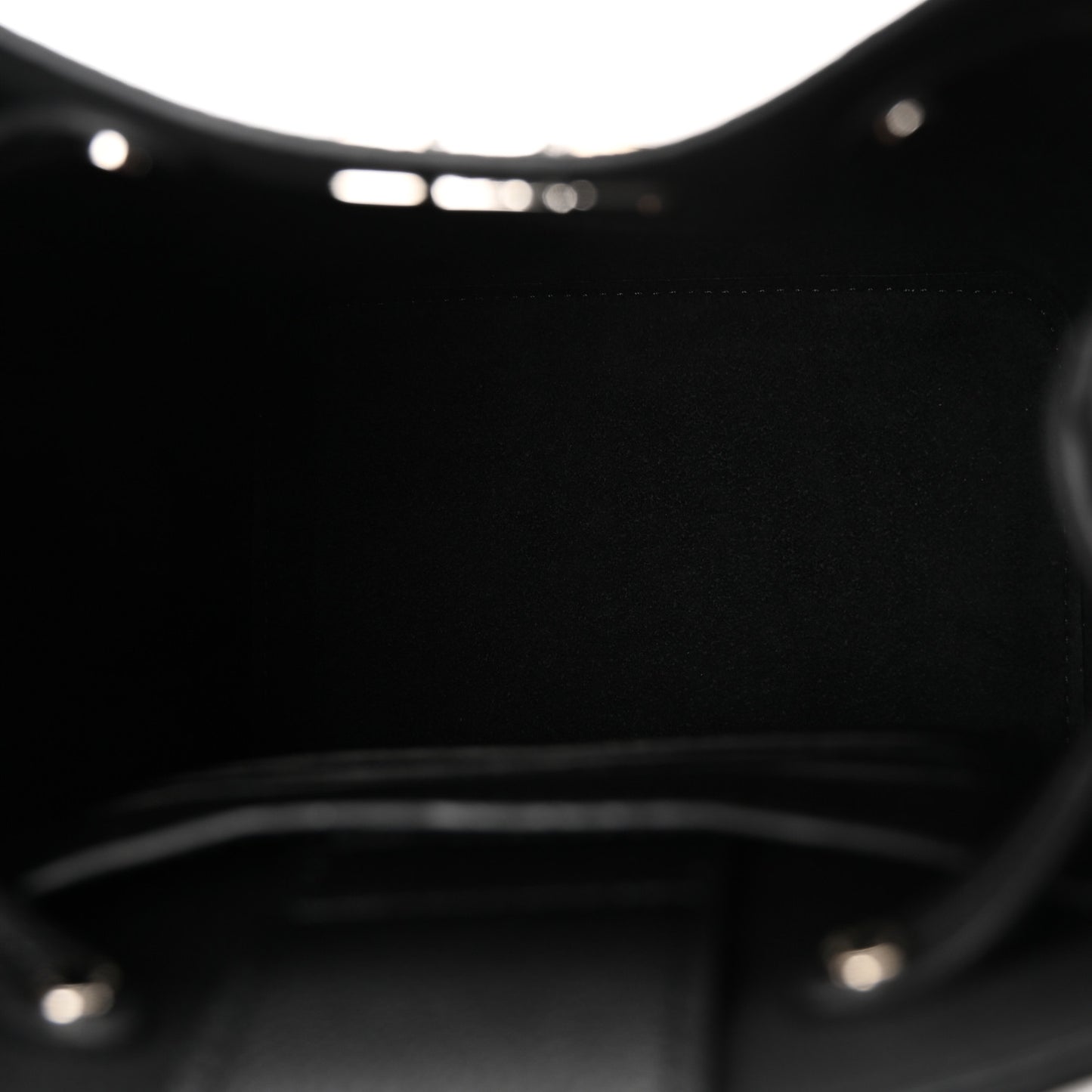 Calfskin Nano Lockme Bucket Black