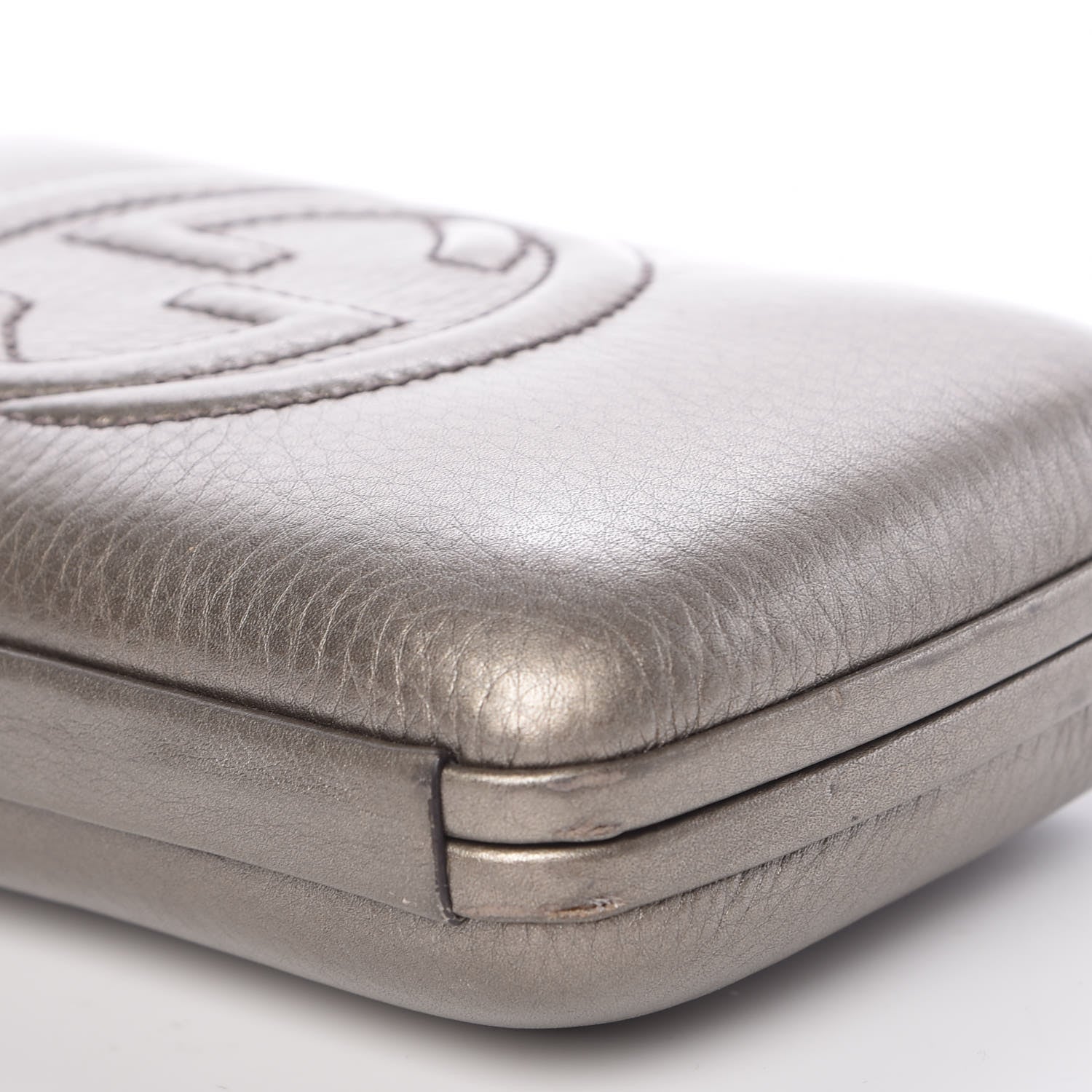 Gucci Metallic Pebbled Calfskin Soho Hard Case Clutch Golden Beige 10 of 10
