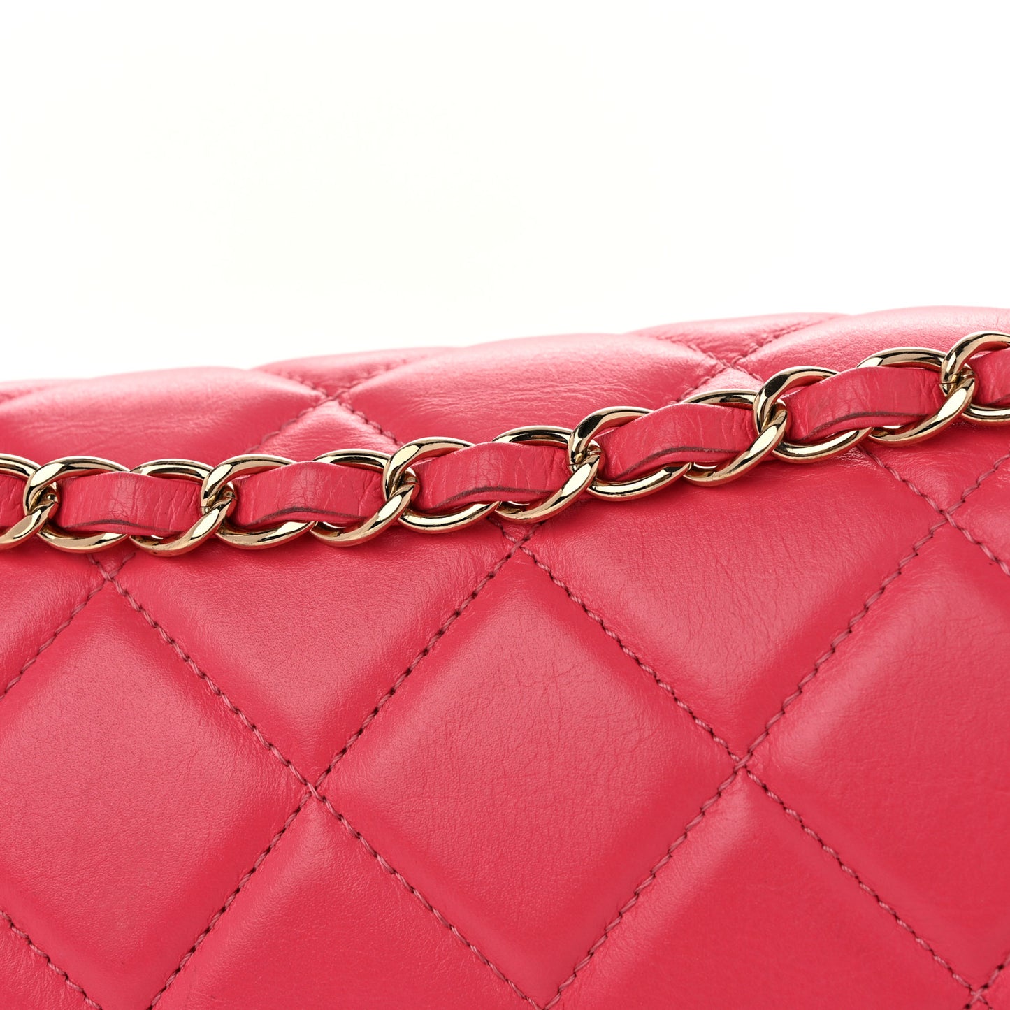 Crumpled Calfskin Medium Chain All Over Flap Pink