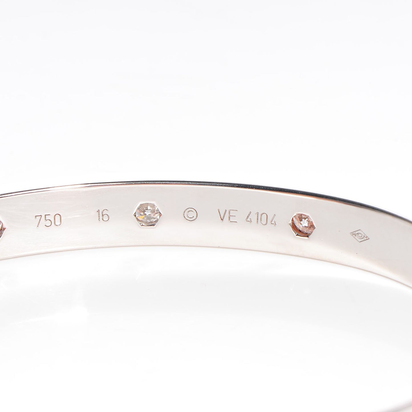 18K White Gold 10 Diamond LOVE Bracelet 16