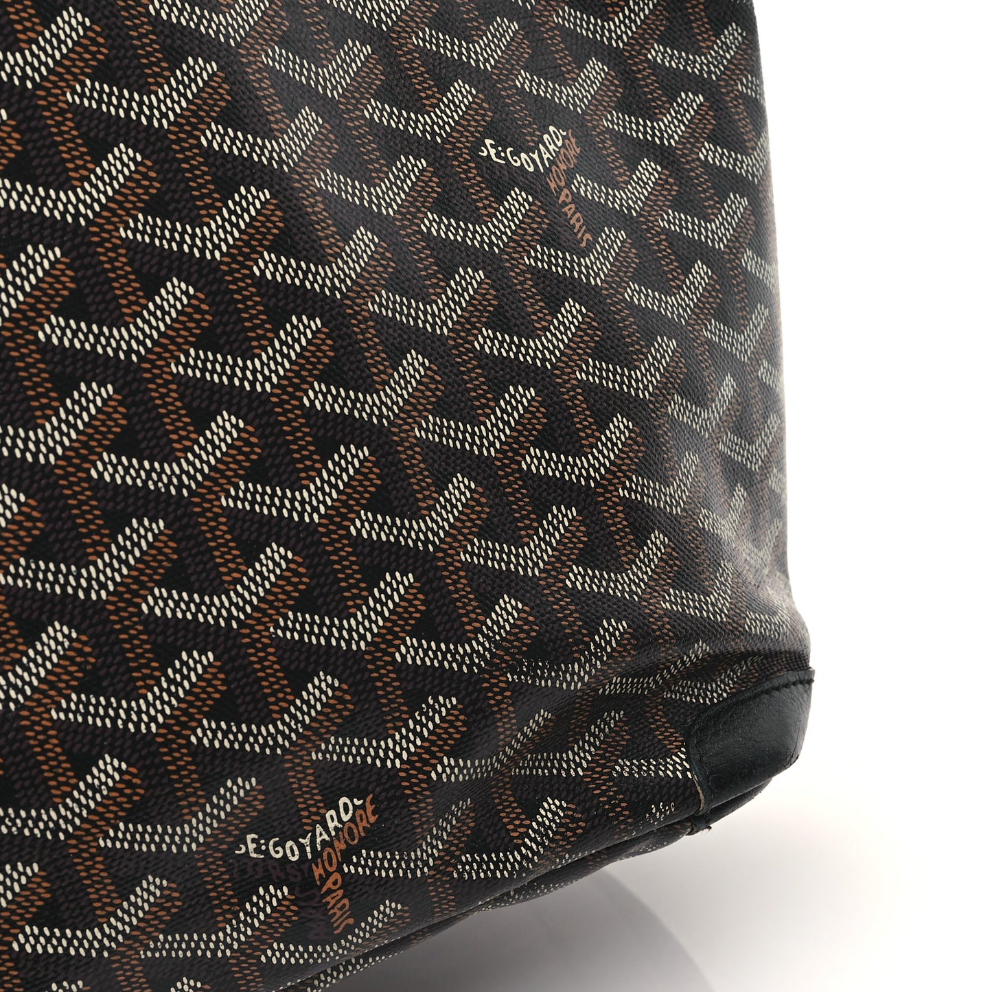 Goyardine Artois MM Black