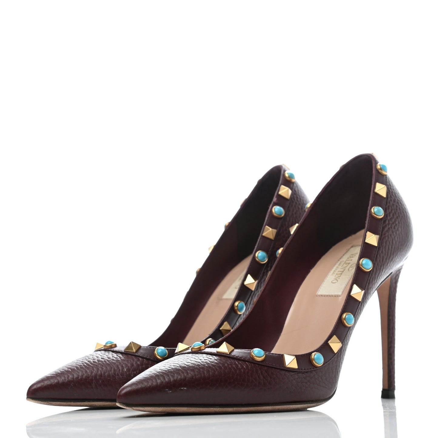 Pebbled Calfskin Rockstud Rolling 100mm Pumps 36 Rubin