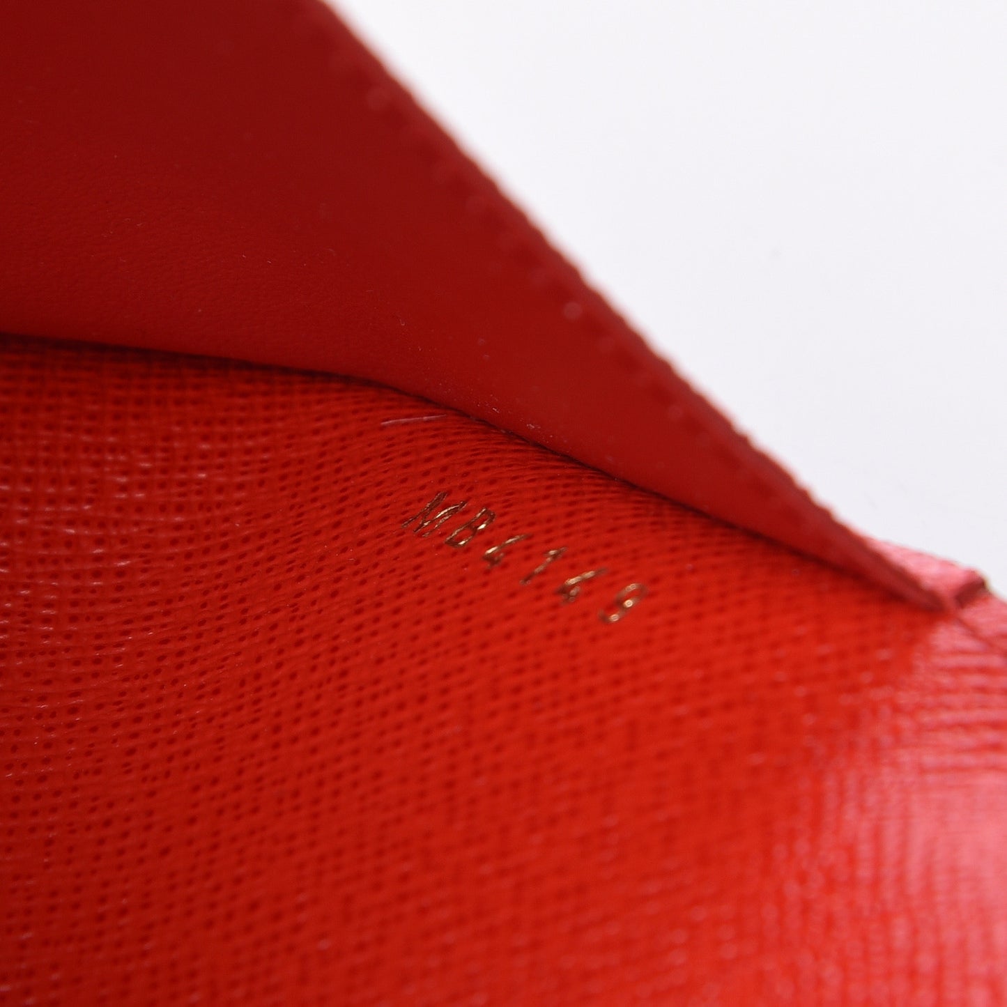 Monogram 2019 Christmas Animation Passport Cover Rouge