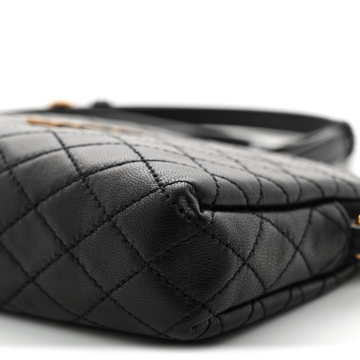 Saint Laurent Lambskin Quilted Gaby Zipped Pouch Black 10 of 10