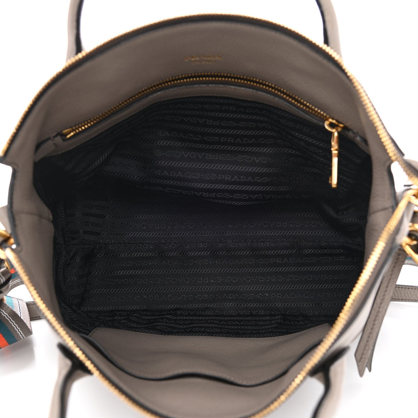 Vitello Daino Shoulder Bag Argilla