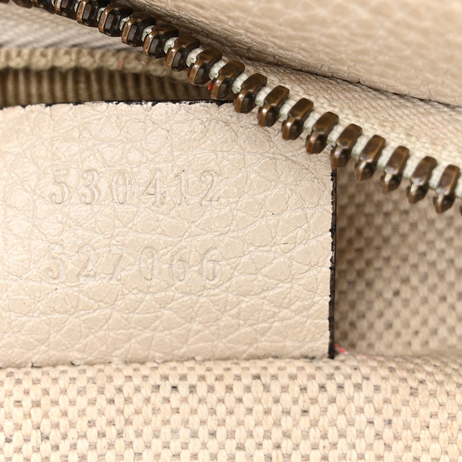 Gucci Grained Calfskin Logo Belt Bag White 7 of 14